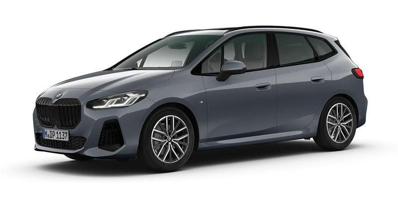 Grau Gebraucht 2024 BMW 220 Active Tourer Luxury Line Van / Kleinbus | 40.065 € - Bild 1/4