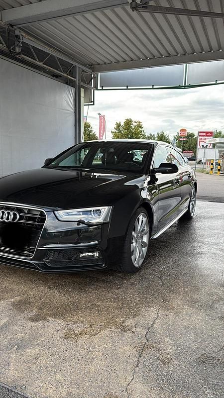 Schwarz Gebraucht 1998 Audi A5 Coupé | 18.240 € - Bild 1/4