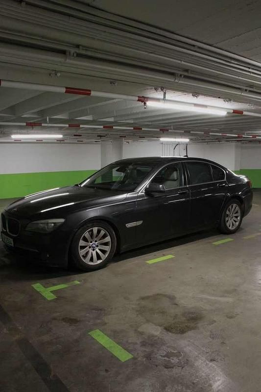 Gebraucht 2010 BMW 740 Limousine | 15.000 € (Etwas zu teuer) - Bild 1/4