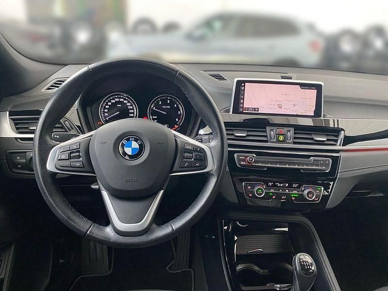 Gebraucht BMW X2 Advantage 150 PS (110 kW) 2020 Orange SUV