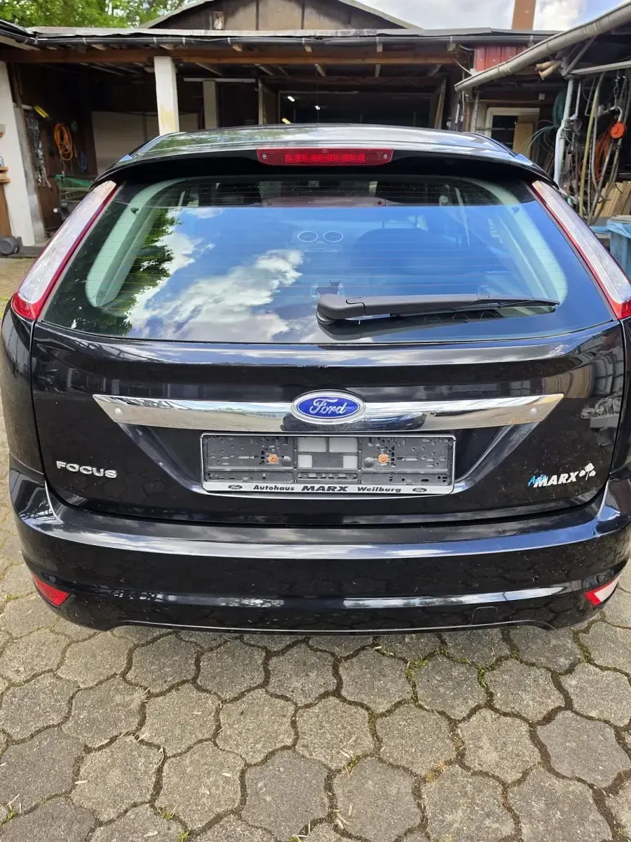 Gebraucht Ford Focus Titanium 116 PS (85 kW) 2009 Schwarz Limousine