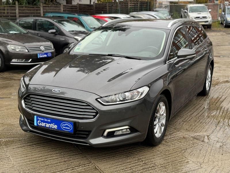 Grau Gebraucht 2016 Ford Mondeo Kombi | 10.999 € (Guter Preis) - Bild 1/4