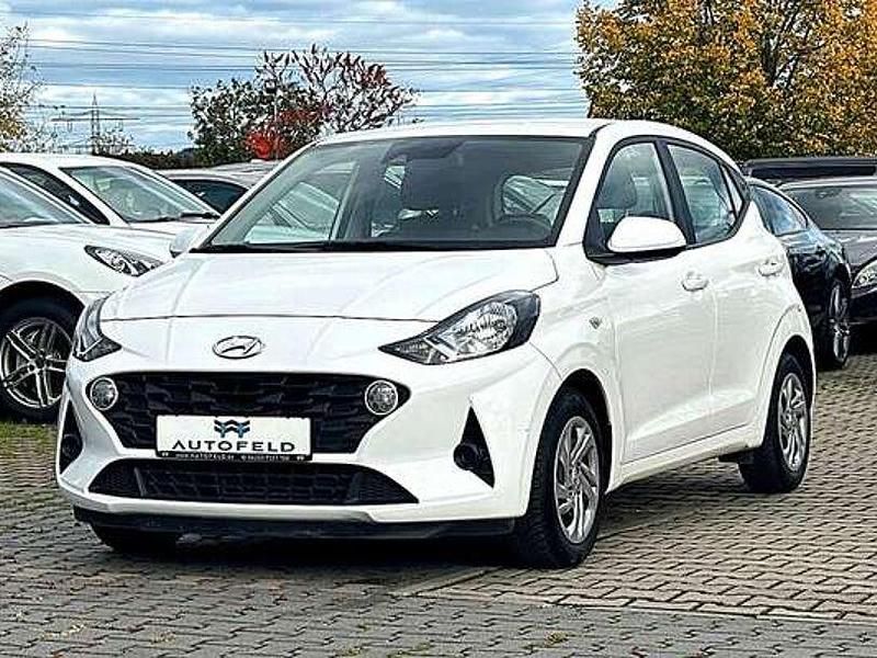 Weiß Gebraucht 2022 Hyundai i10 Kleinwagen | 10.950 € - Bild 1/4