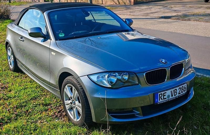 Gebraucht BMW 118 Cabriolet 143 PS (105 kW) 2010 Grau Cabrio