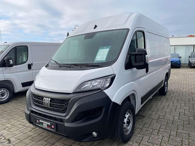 Gebraucht Fiat Ducato 140 PS (102 kW) 2023 Weiß Van