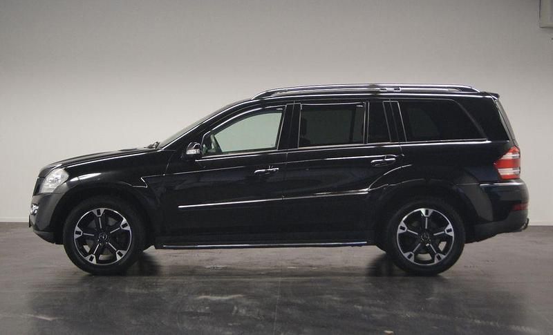 Gebraucht Mercedes GL420 306 PS (225 kW) 2007 Schwarz SUV