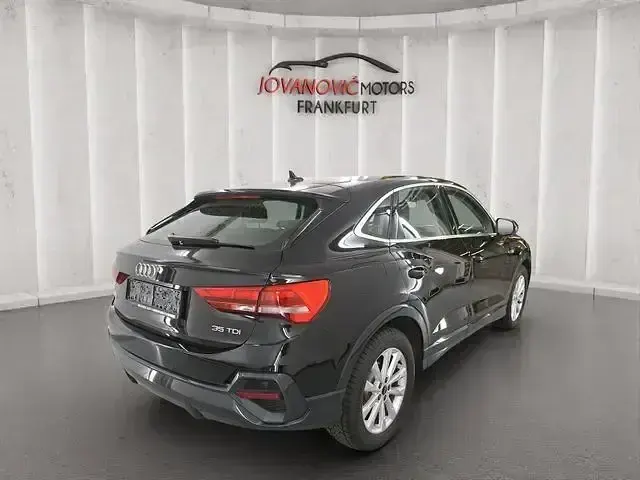 Gebraucht Audi Q3 Sportback Performance 150 PS (110 kW) 2021 Schwarz SUV