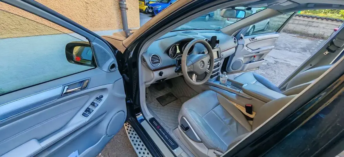 Gebraucht Mercedes GL320 224 PS (164 kW) 2007 Schwarz SUV