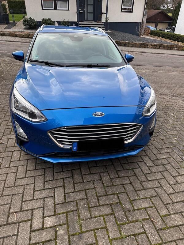 Blau Gebraucht 2019 Ford Focus Cool & Connect Kombi | 13.000 € (Fairer Preis) - Bild 1/4