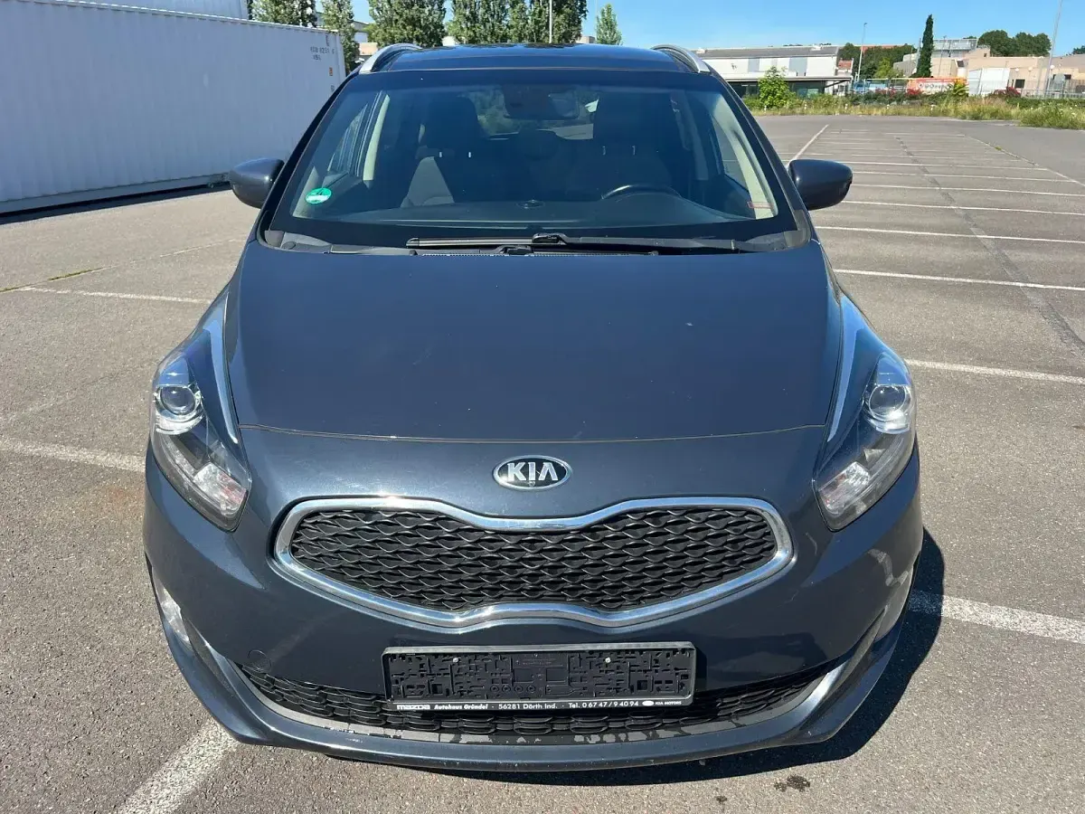 Gebraucht Kia Carens Vision 136 PS (100 kW) 2013 Grau Van / Kleinbus