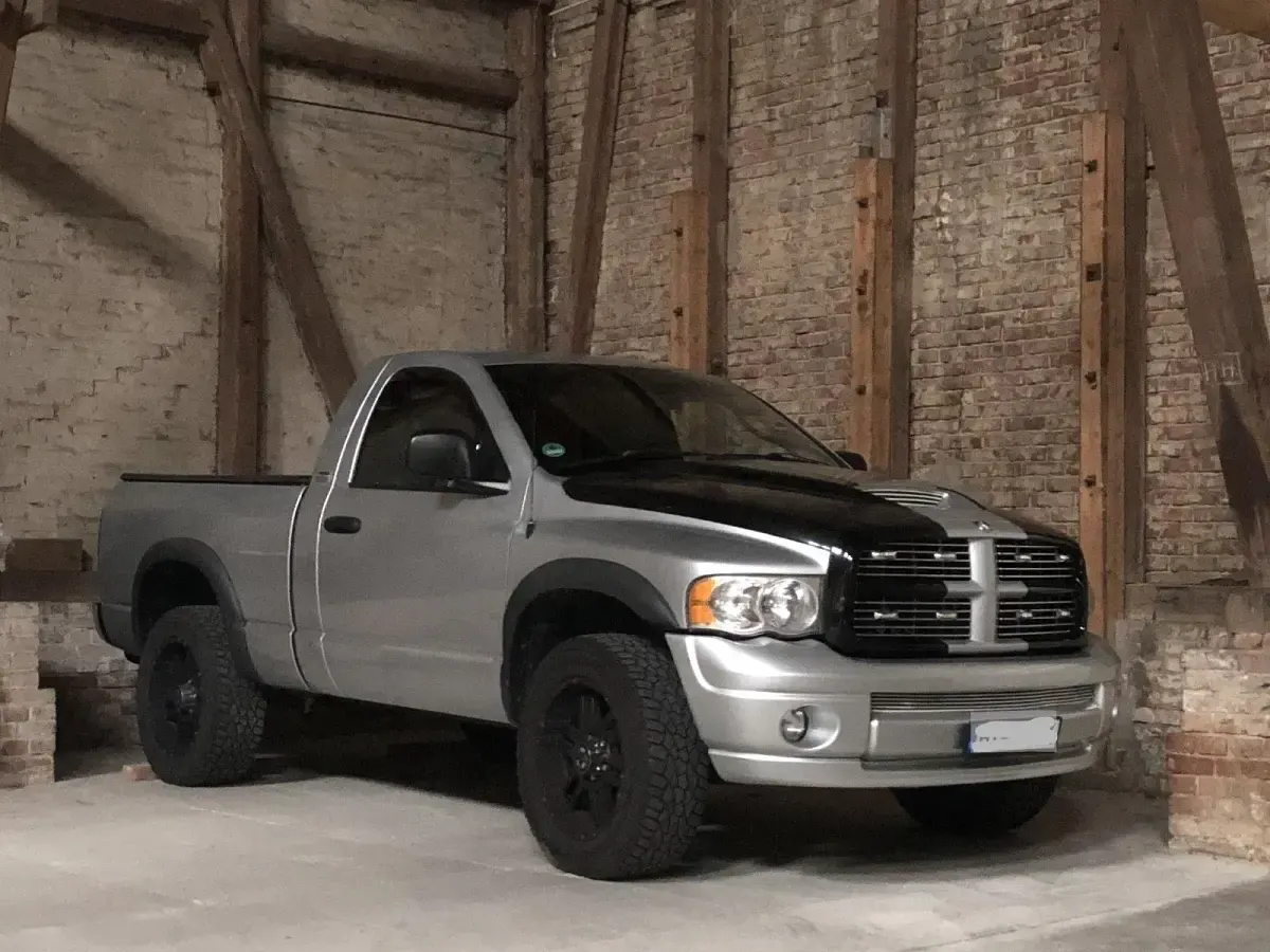 Gebraucht Dodge Ram 345 PS (253 kW) 2007 Silber Pickup
