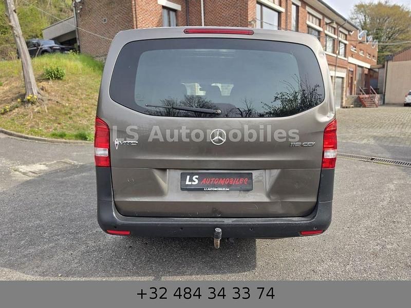 Gebraucht Mercedes Vito 163 PS (119 kW) 2015 Grau Van