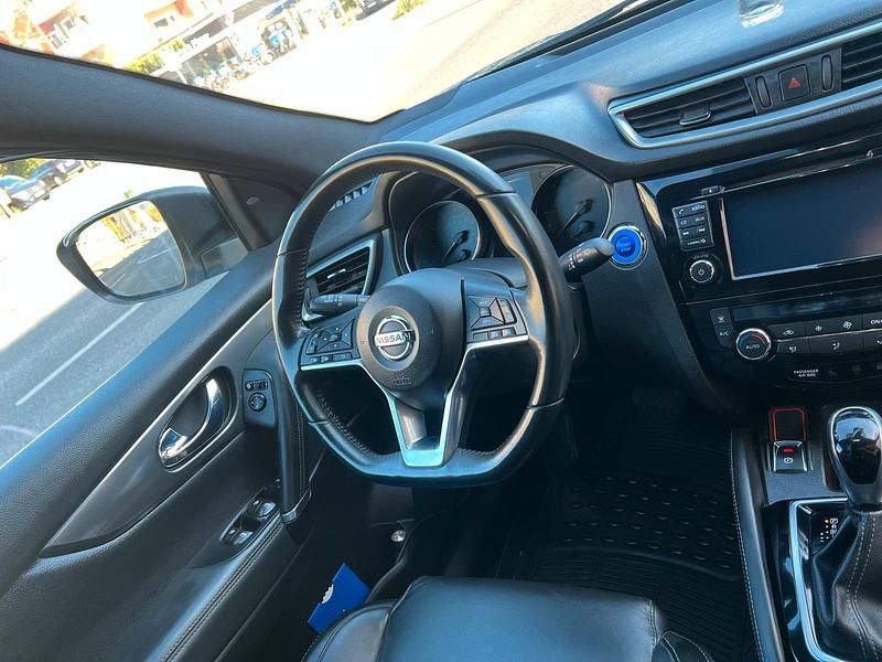 Blau Gebraucht 2018 Nissan Qashqai SUV | 14.000 € - Bild 1/4