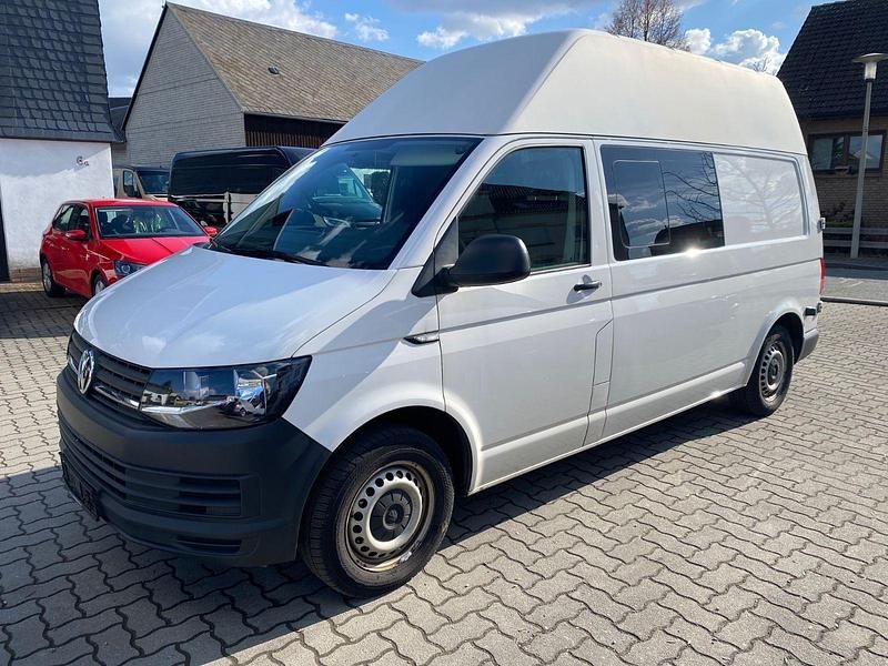 Second-hand VW Transporter Basis 150 CP (110 kW) 2018 Alb Van