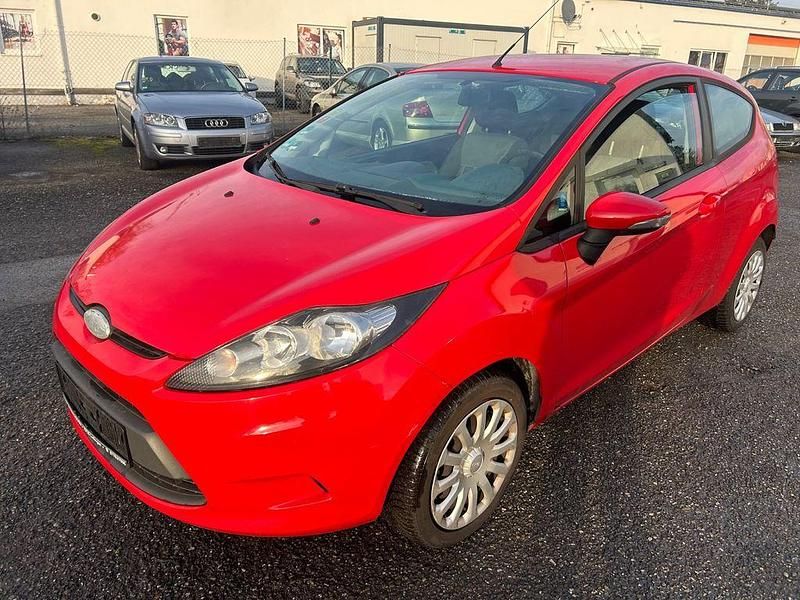Gebraucht Ford Fiesta Trend 82 PS (60 kW) 2009 Rot Kleinwagen