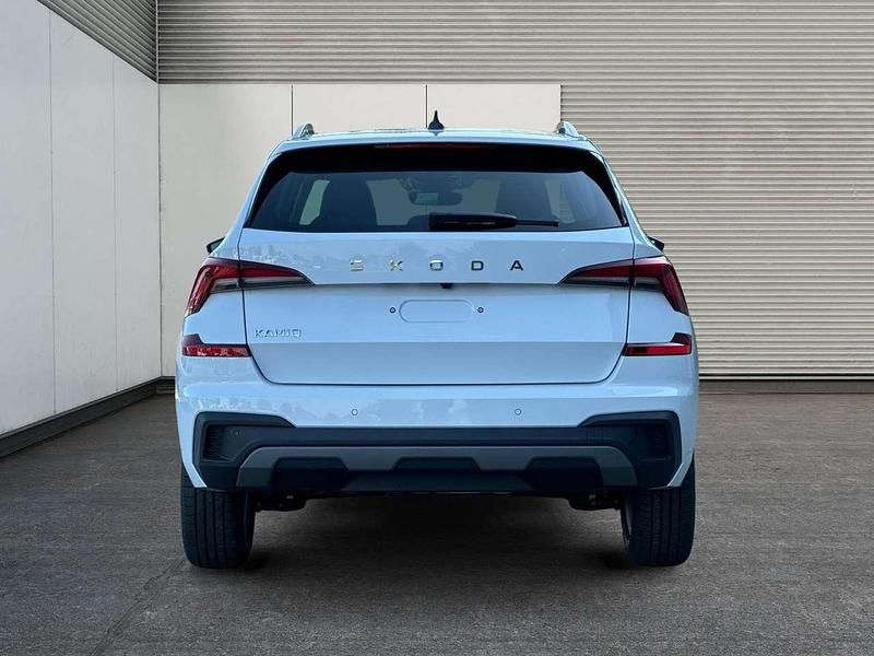Neu Skoda Kamiq Selection 116 PS (85 kW) 2025 Moonweiß perleffekt SUV