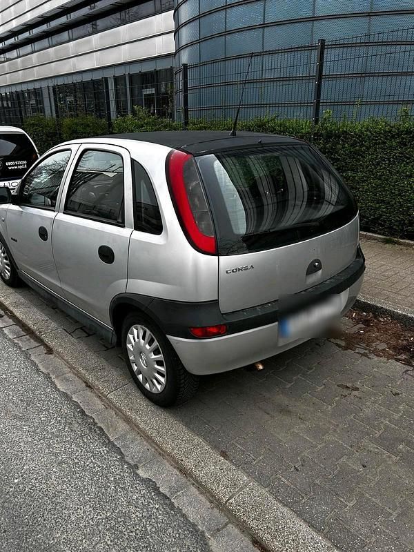Gebraucht Opel Corsa 75 PS (55 kW) 2003 Silber Kleinwagen