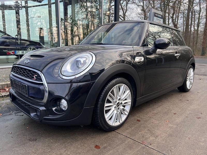 Gebraucht Mini Cooper SD Chili 170 PS (125 kW) 2016 Schwarz Kleinwagen