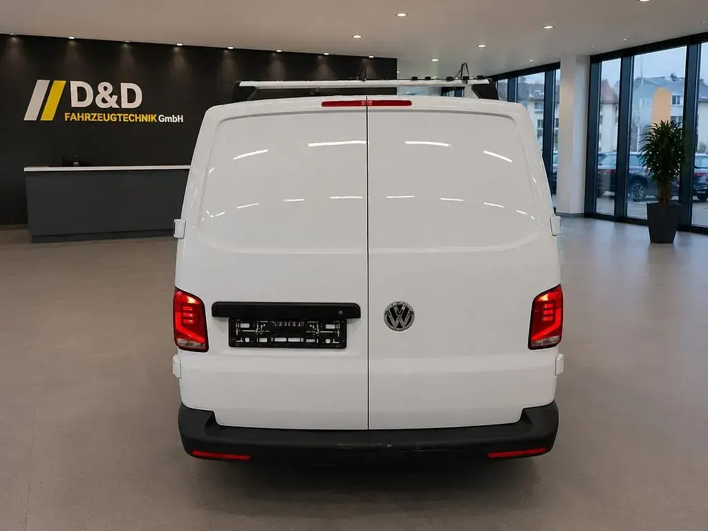 Gebraucht VW T6.1 110 PS (80 kW) 2021 Weiß Van