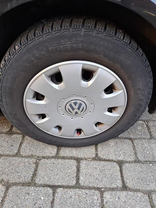 Gebraucht VW Golf V Trendline 75 PS (55 kW) 2005 Schwarz Kleinwagen