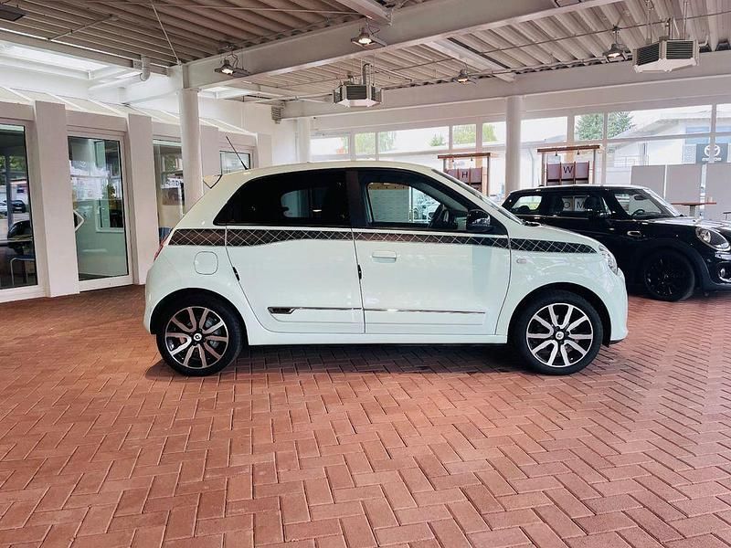 Gebraucht Renault Twingo 90 PS (66 kW) 2018 Grün Kleinwagen