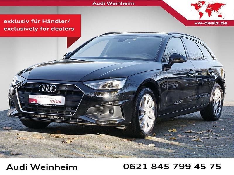 Mythosschwarz metallic Gebraucht 2022 Audi A4 Business Kombi | 19.999 € (Superpreis) - Bild 1/4