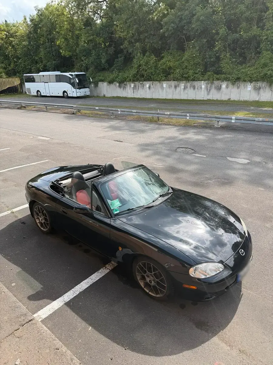Gebraucht Mazda MX5 145 PS (106 kW) 2004 Schwarz Cabrio
