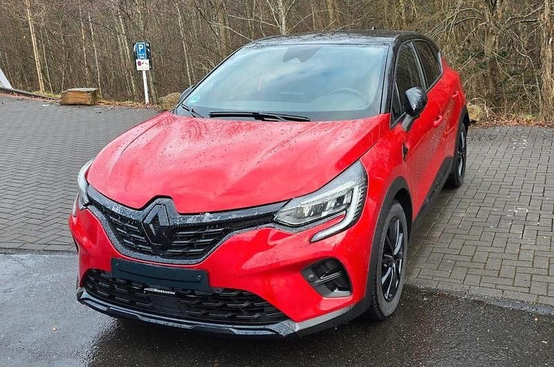 Rot Gebraucht 2022 Renault Captur Rive Gauche SUV | 16.500 € (Superpreis) - Bild 1/4