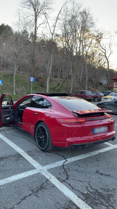 Gebraucht Porsche Panamera 4 330 PS (242 kW) 2018 Rot Limousine