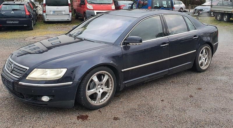 Gebraucht VW Phaeton 334 PS (245 kW) 2004 Blau Limousine
