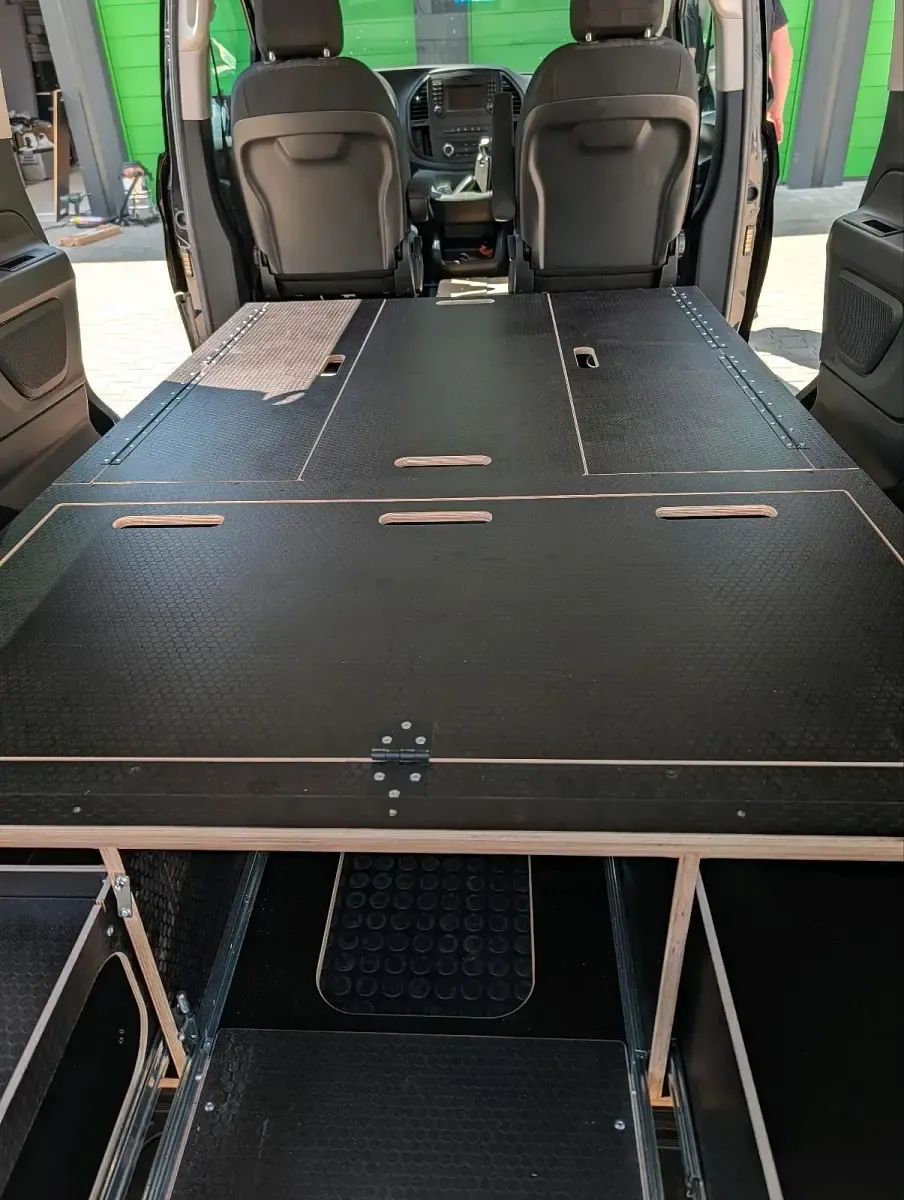 Gebraucht Mercedes Vito 163 PS (119 kW) 2019 Schwarz Van