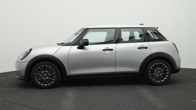 Gebraucht Mini Cooper Classic 156 PS (114 kW) 2025 Silber Kleinwagen