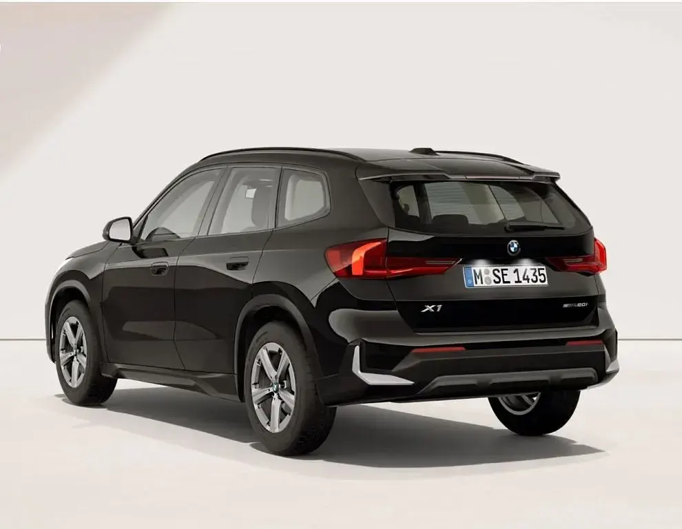 Neu BMW X1 170 PS (125 kW) 2026 Schwarz SUV