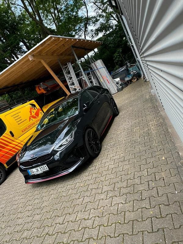 Gebraucht Kia ProCeed GT 204 PS (150 kW) 2021 Schwarz Kombi