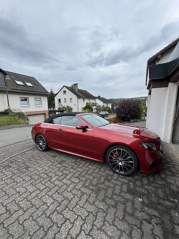 Gebraucht Mercedes E350 AMG line 299 PS (219 kW) 2019 Cabrio