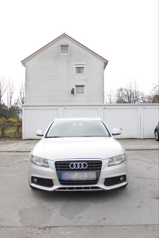 Gebraucht Audi A4 143 PS (105 kW) 2008 Grau Kombi