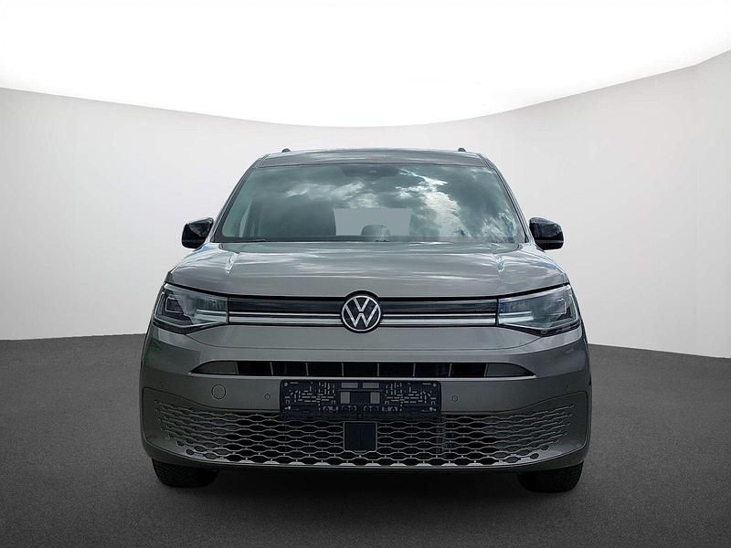 Gebraucht VW Caddy Life 102 PS (75 kW) 2023 Mojave beige metallic Van / Kleinbus