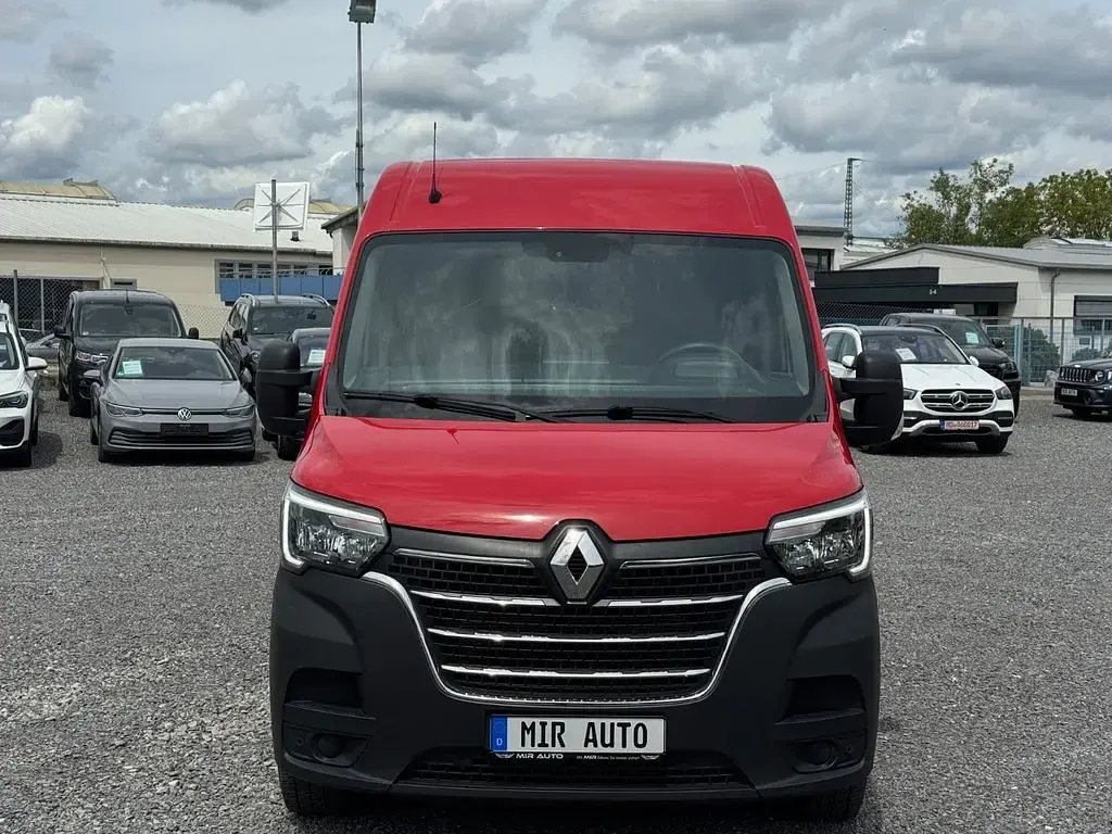 Occasion Renault Master 179 ch (131 kW) 2023 Rouge Monospace
