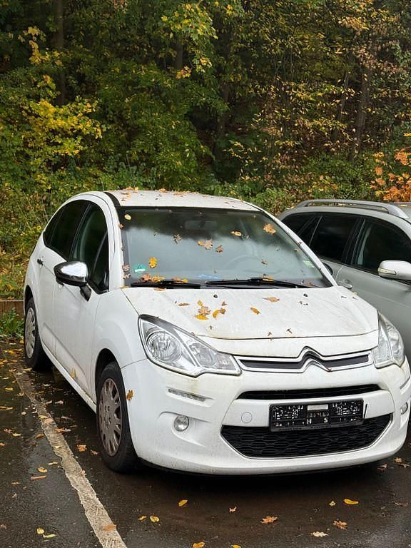 Weiß Gebraucht 2014 Citroën C3 PureTech Kleinwagen | 3.600 € (Guter Preis) - Bild 1/1