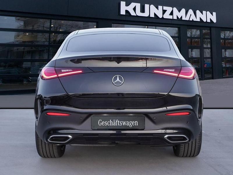 Gebraucht Mercedes GLC300 AMG 269 PS (197 kW) 2026 Obsidianschwarz metallic Coupé