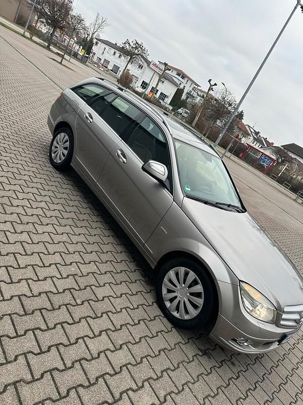 Gebraucht Mercedes C220 Avantgarde 170 PS (125 kW) 2008 Kombi