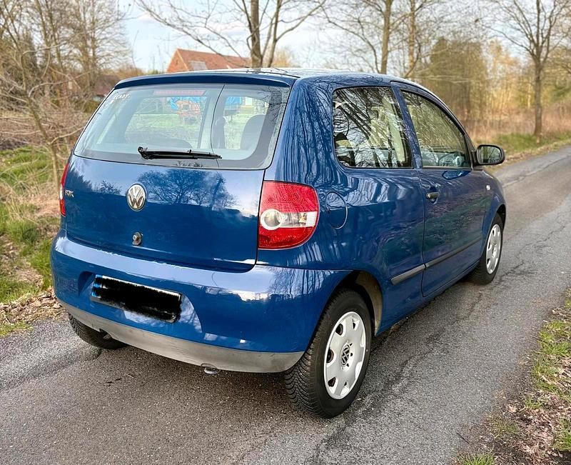 Usado VW Fox 64 HP (47 kW) 2005 Azul Citadino