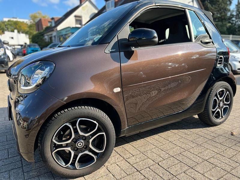 Gebraucht Smart ForTwo Cabrio 90 PS (66 kW) 2017 Braun Cabrio