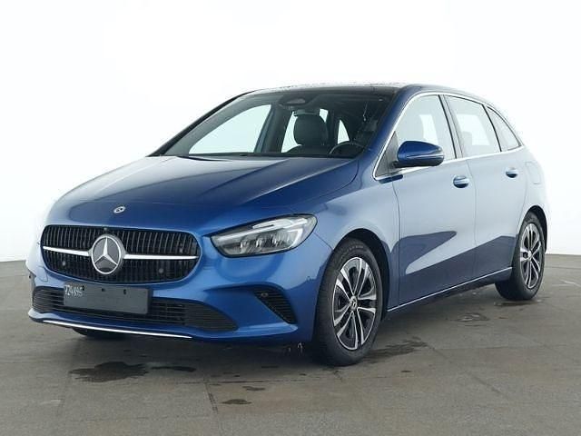 Gebraucht Mercedes B200 Advanced Plus 163 PS (119 kW) 2025 Blau Van / Kleinbus