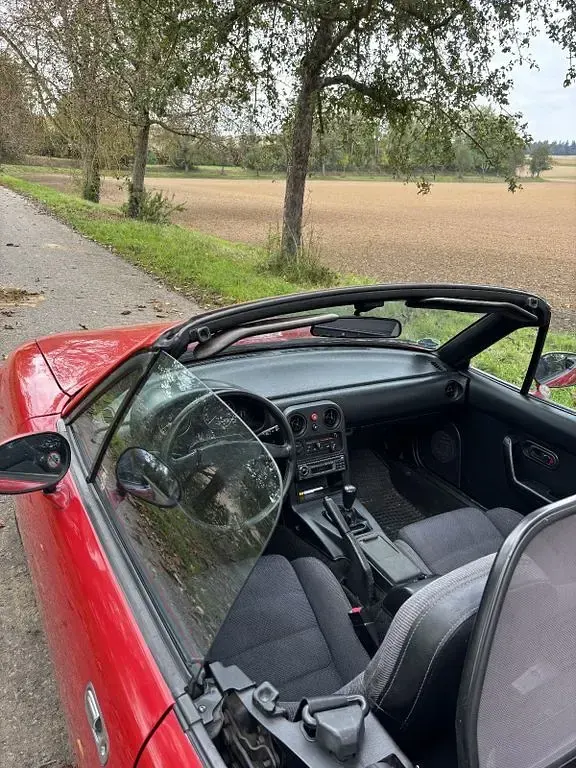 Gebraucht Mazda MX5 116 PS (85 kW) 1992 Rot Cabrio
