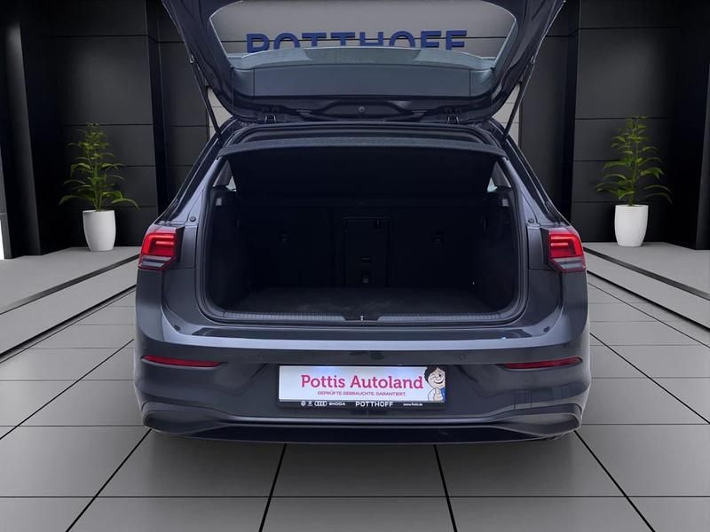 Second-hand VW Golf VII Life 116 CP (85 kW) 2021 Hatchback