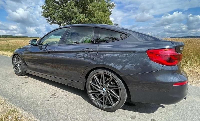 Gebraucht BMW 340 Gran Turismo 326 PS (239 kW) 2017 Grau Limousine