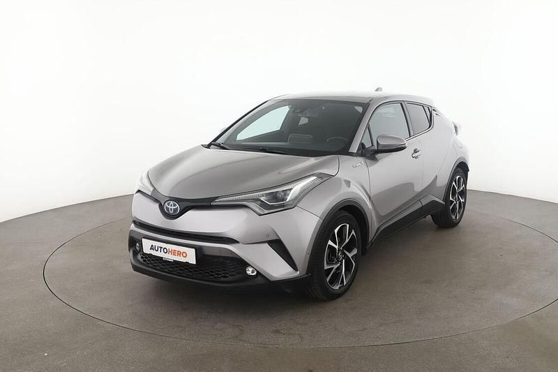 Grau Gebraucht 2018 Toyota C-HR Team SUV | 19.590 € (Fairer Preis) - Bild 1/3