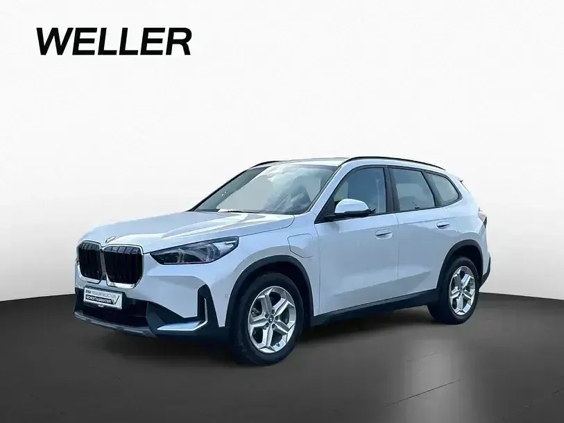 Gebraucht BMW X1 Performance 328 PS (241 kW) 2024 Mineralweiß (weiß) SUV