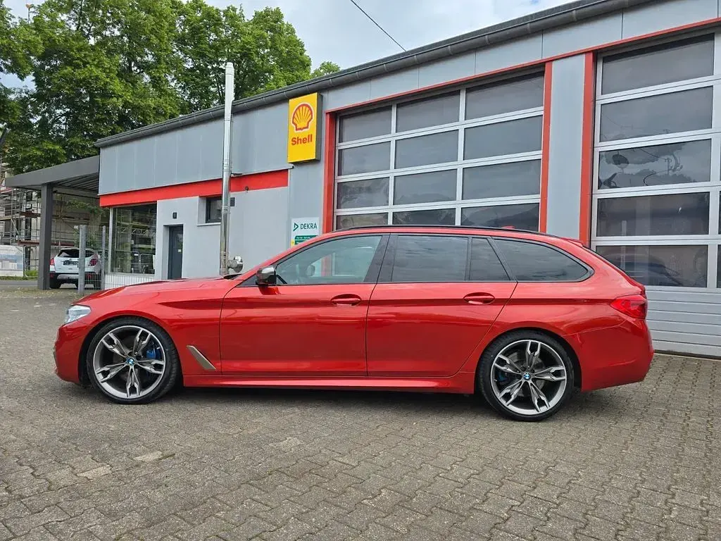 Gebraucht BMW M550 Performance 400 PS (294 kW) 2018 Grau Limousine